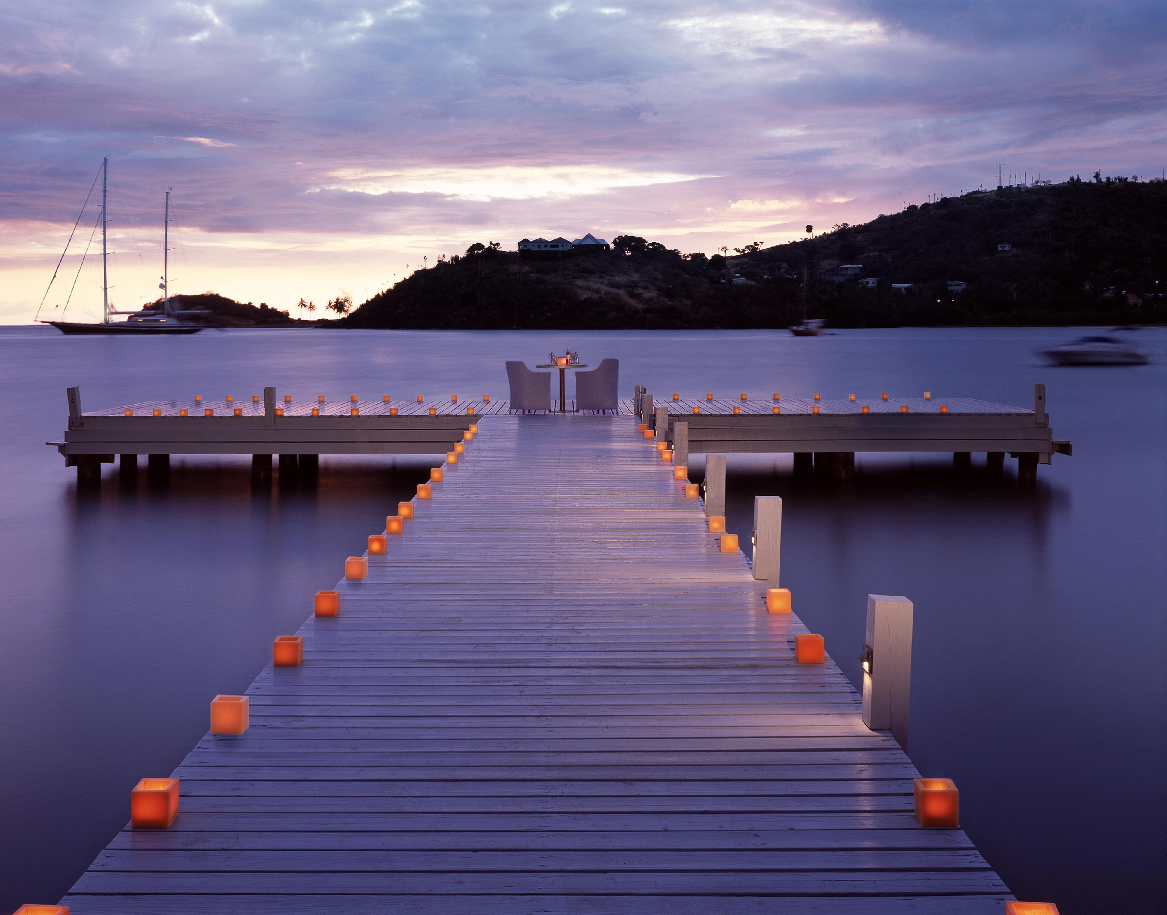 ホテル Carlisle Bay Old Road レストラン 写真