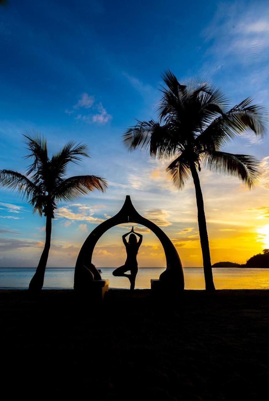 ホテル Carlisle Bay Old Road エクステリア 写真